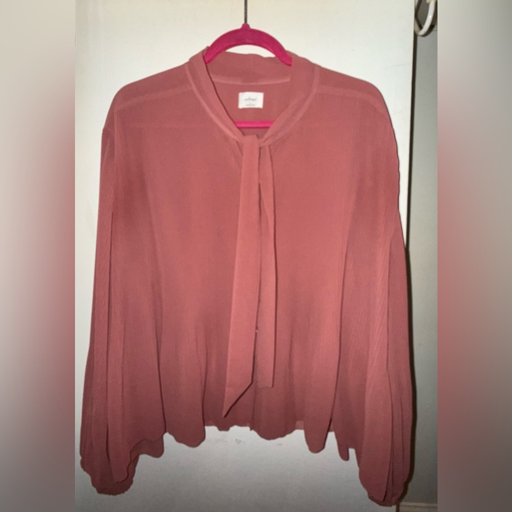 Aritzia Wilfred Blush Tie-Front Blouse